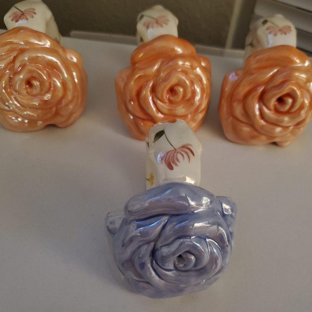 Milson & Louis 4 Handpainted Nappkin Holders
